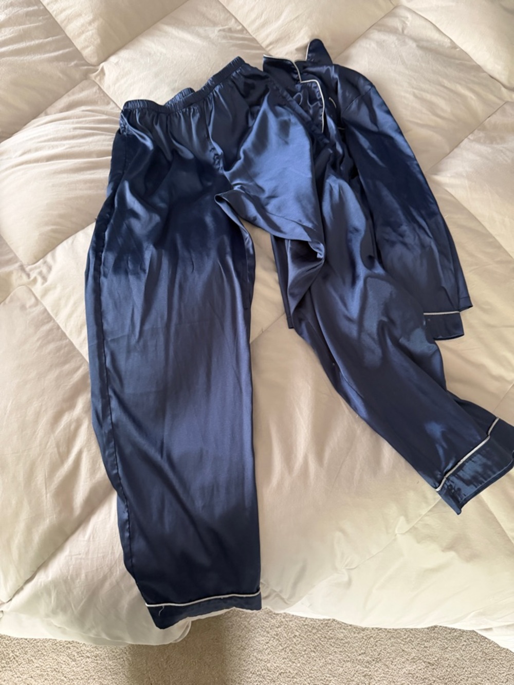 Women’s  Navy Satin Lounge SET - Classic Comfort
